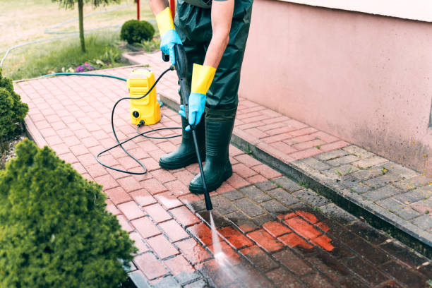 Pressure Washing Services for Businesses in Allouez, WI